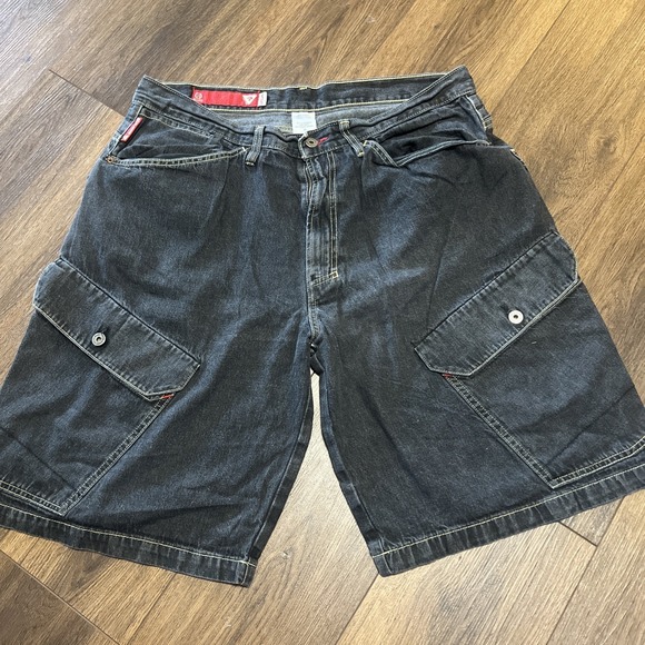 Guess Denim Shorts Skater Men 38 Vintage Baggy JNCO Cargo Pockets Wide Leg 90s - Picture 1 of 4
